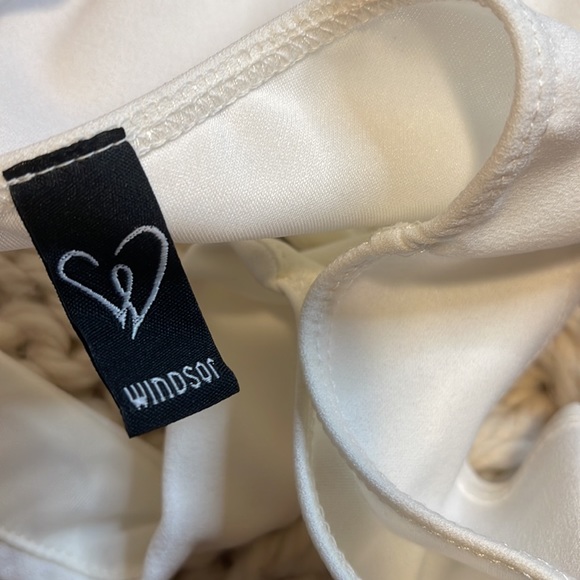 Dress - Picture 3 of 3